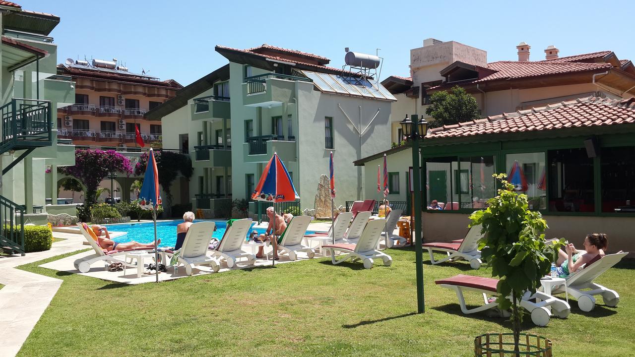 Avlu Apartments 1 İçmeler Esterno foto