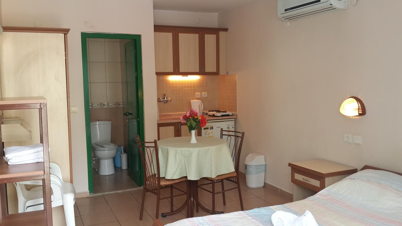 Avlu Apartments 1 İçmeler Camera foto